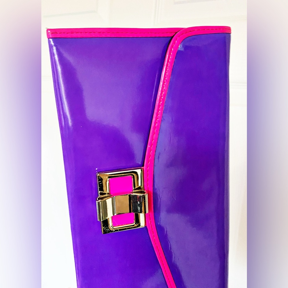 NWOT Shoe Dazzle Purple & Pink Patent Faux Leather Envelope Clutch - Picture 4 of 9